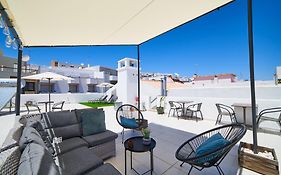 Dom Farus, Guest House